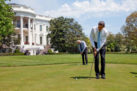 Obama golf.jpg