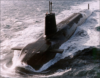 Trident submarino.jpg
