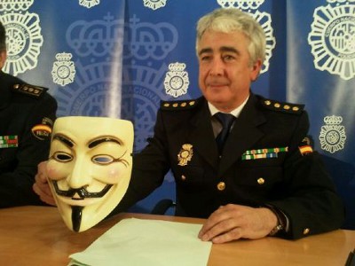 policia anonymous.jpg